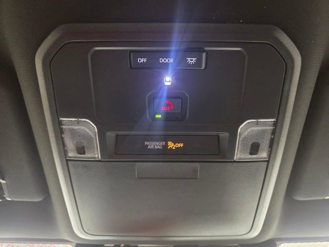 Used 2025 Toyota Camry SE w/ Convenience Package FWD image 86