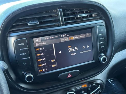 Used 2025 Kia Soul LX w/ LX Technology Package image 20