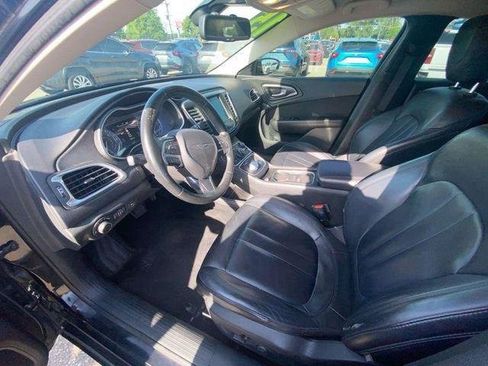 Used 2015 Chrysler 200 Limited w/ Convenience Group FWD image 23