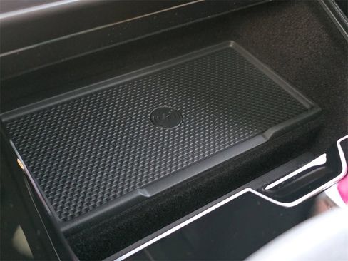 New 2026 Land Rover Range Rover Sport Dynamic SE image 26