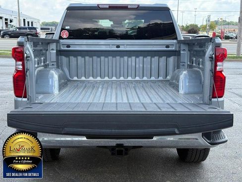 Used 2023 Chevrolet Silverado 1500 LT image 19