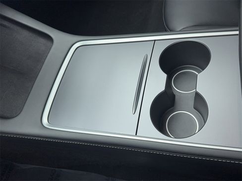 Used 2021 Tesla Model 3 Standard Range Plus image 34