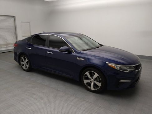 Used 2020 Kia Optima S image 11