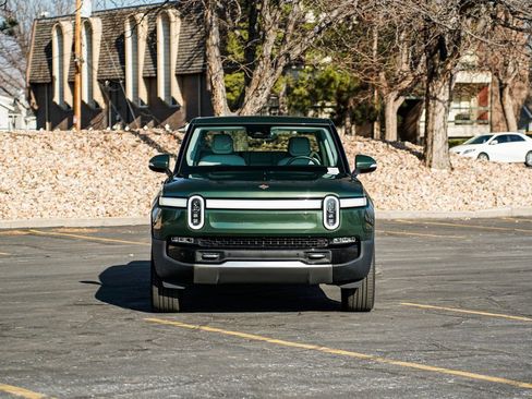 Used 2023 Rivian R1T Adventure image 2