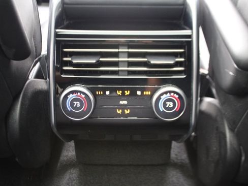 Certified 2023 Land Rover Range Rover SE image 32