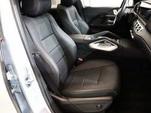 Used 2024 Mercedes-Benz GLE 450 4MATIC w/ AMG Line Exterior image 21