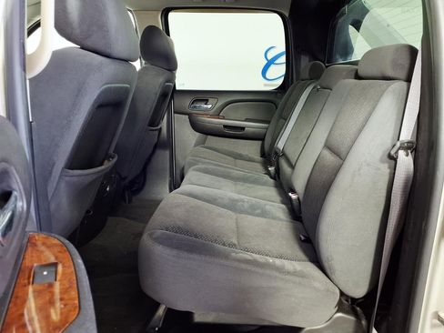 Used 2007 Chevrolet Avalanche LT image 11