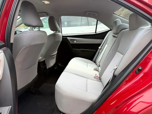 Used 2015 Toyota Corolla LE FWD image 25