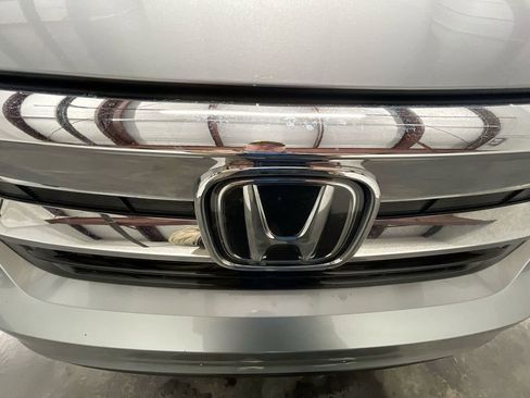 Certified 2019 Honda Pilot Touring image 31