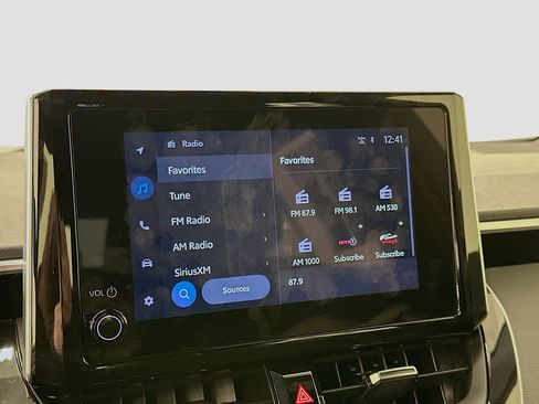 Used 2025 Toyota Corolla Hatchback image 21