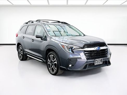 Used 2023 Subaru Ascent Limited AWD/4WD image 3