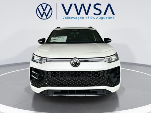New 2026 Volkswagen Tiguan SE R-Line AWD/4WD image 2