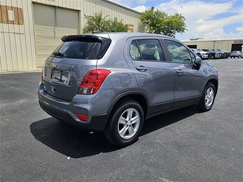 Used 2020 Chevrolet Trax LS image 11