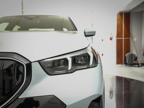 New 2026 BMW 530i xDrive w/ M Sport Package image 16