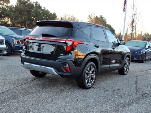 Used 2024 Kia Seltos LX image 26