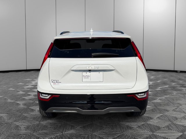 Used 2023 Kia Niro Wave FWD image 4