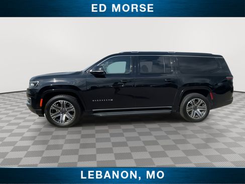 Used 2024 Jeep Wagoneer L Series II AWD/4WD image 4