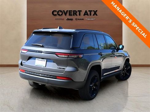 New 2025 Jeep Grand Cherokee Limited w/ Black Appearance Package image 5
