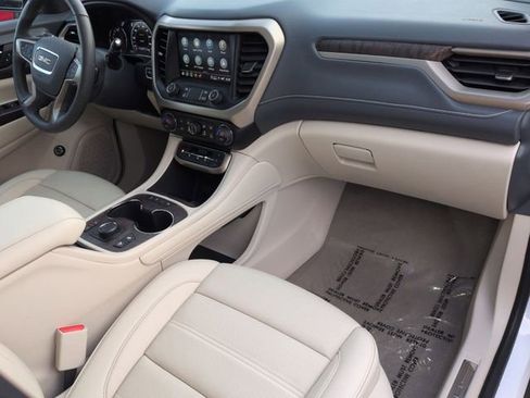 Used 2023 GMC Acadia Denali w/ Denali Technology Package image 31