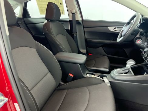 Certified 2023 Kia Forte LXS FWD image 28