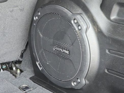 Used 2022 Jeep Wrangler Unlimited Sport image 13