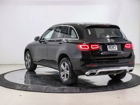 Used 2021 Mercedes-Benz GLC 300 4MATIC image 2