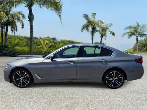 Used 2023 BMW 530i w/ Convenience Package RWD image 2