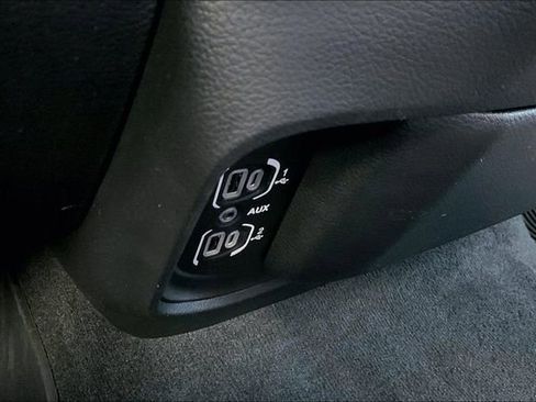 Used 2022 RAM 1500 Laramie image 24