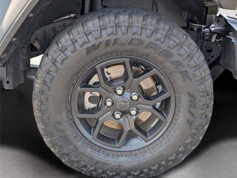 Used 2024 Jeep Wrangler Unlimited Sport AWD/4WD image 37