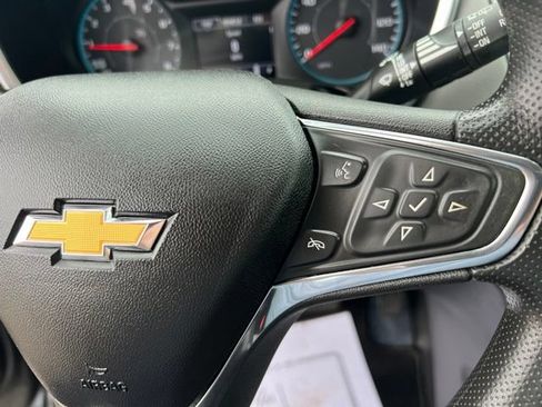 Used 2019 Chevrolet Equinox LS FWD image 24
