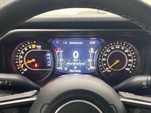 New 2025 Jeep Gladiator Sport image 20