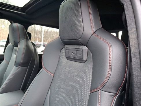 Used 2025 Toyota Tacoma TRD Pro image 15