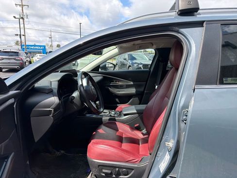 Used 2022 MAZDA CX-30 AWD 2.5 S w/ Preferred Package image 2