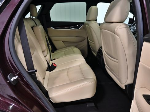 Used 2017 Cadillac XT5 Premium Luxury w/ LPO, Wheel Lock Package AWD/4WD image 27