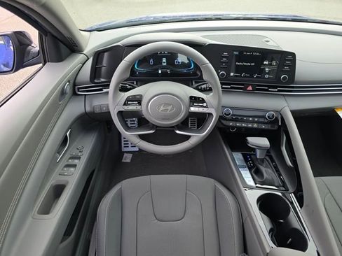 New 2026 Hyundai Elantra SEL Sport image 3