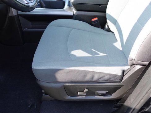 Used 2022 RAM 1500 Classic SLT w/ Electronics Convenience Group image 15