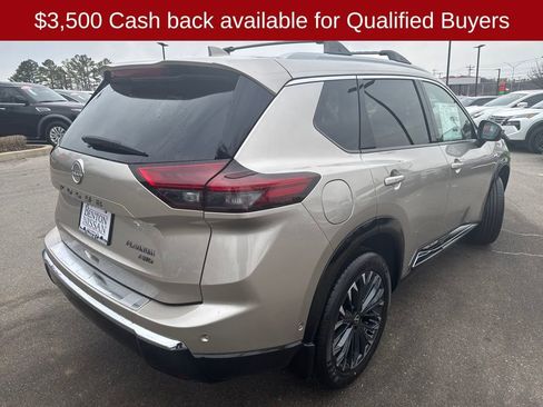 New 2026 Nissan Rogue Platinum w/ Platinum Premium Package image 9