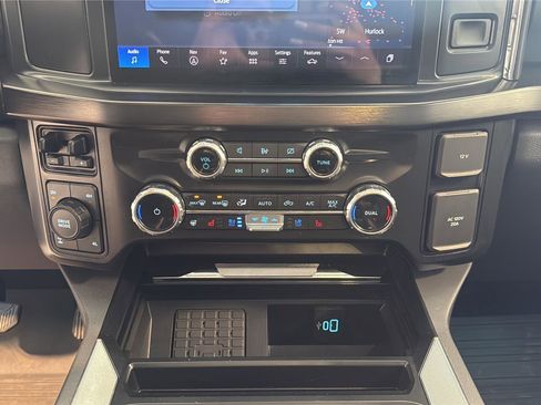 Certified 2024 Ford F250 Lariat w/ Sport Appearance Package AWD/4WD image 22