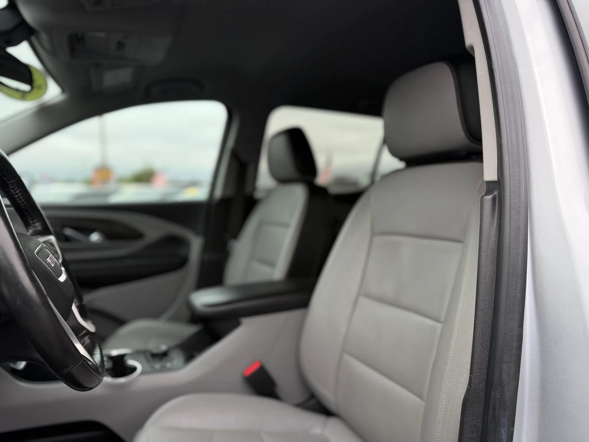 Used 2018 GMC Terrain SLT w/ Preferred Package FWD image 12