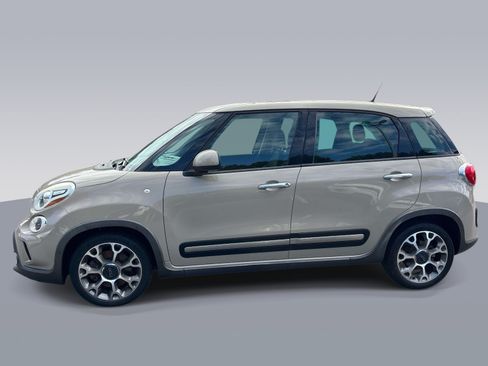 Used 2014 FIAT 500L Trekking w/ Popular Equipment Group FWD image 5
