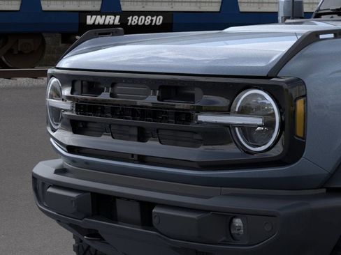 New 2025 Ford Bronco Outer Banks w/ Sasquatch Package image 19