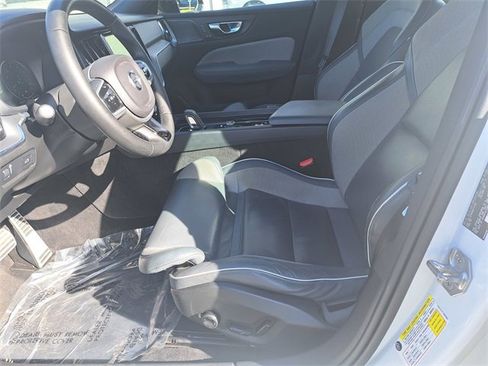 Used 2022 Volvo S60 B5 R-Design w/ Climate Package image 21