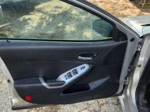 Used 2010 Pontiac G6 Sedan image 7