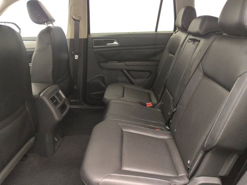 Used 2019 Volkswagen Atlas SE image 18