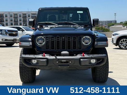 Used 2025 Jeep Gladiator Rubicon AWD/4WD image 5