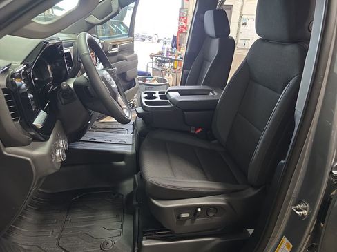 New 2026 GMC Sierra 1500 SLE AWD/4WD image 13