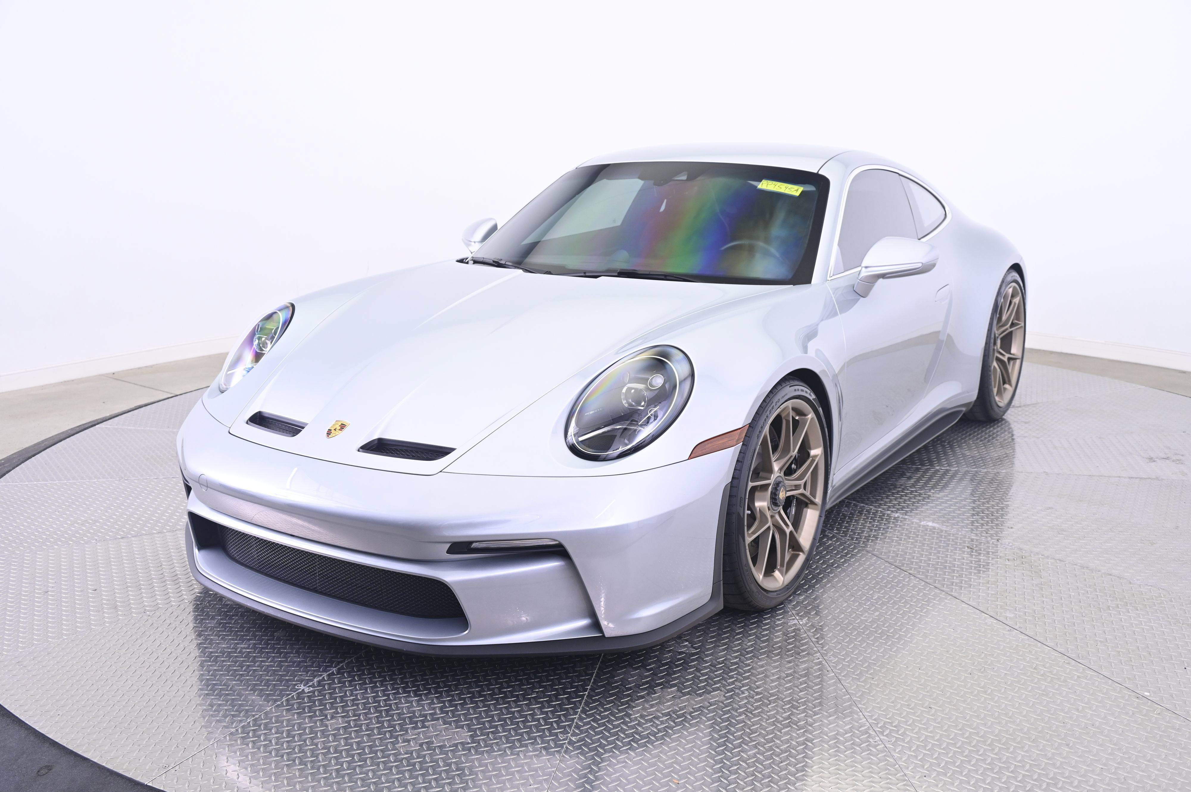 Certified 2022 Porsche 911 GT3 RWD image 1