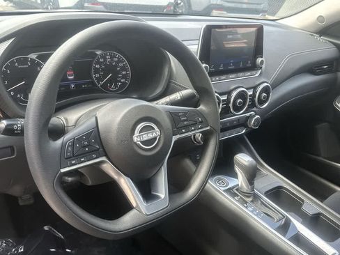 Used 2025 Nissan Sentra SV FWD image 20