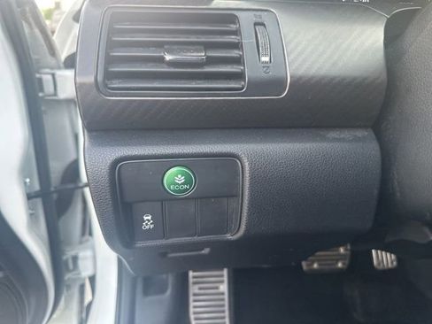 Used 2016 Honda Accord Sport image 17