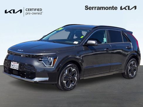 Certified 2024 Kia Niro Wind w/ Wind Preserve Package FWD image 8